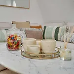 Historical Apartment In The Heart Of Paris - 4